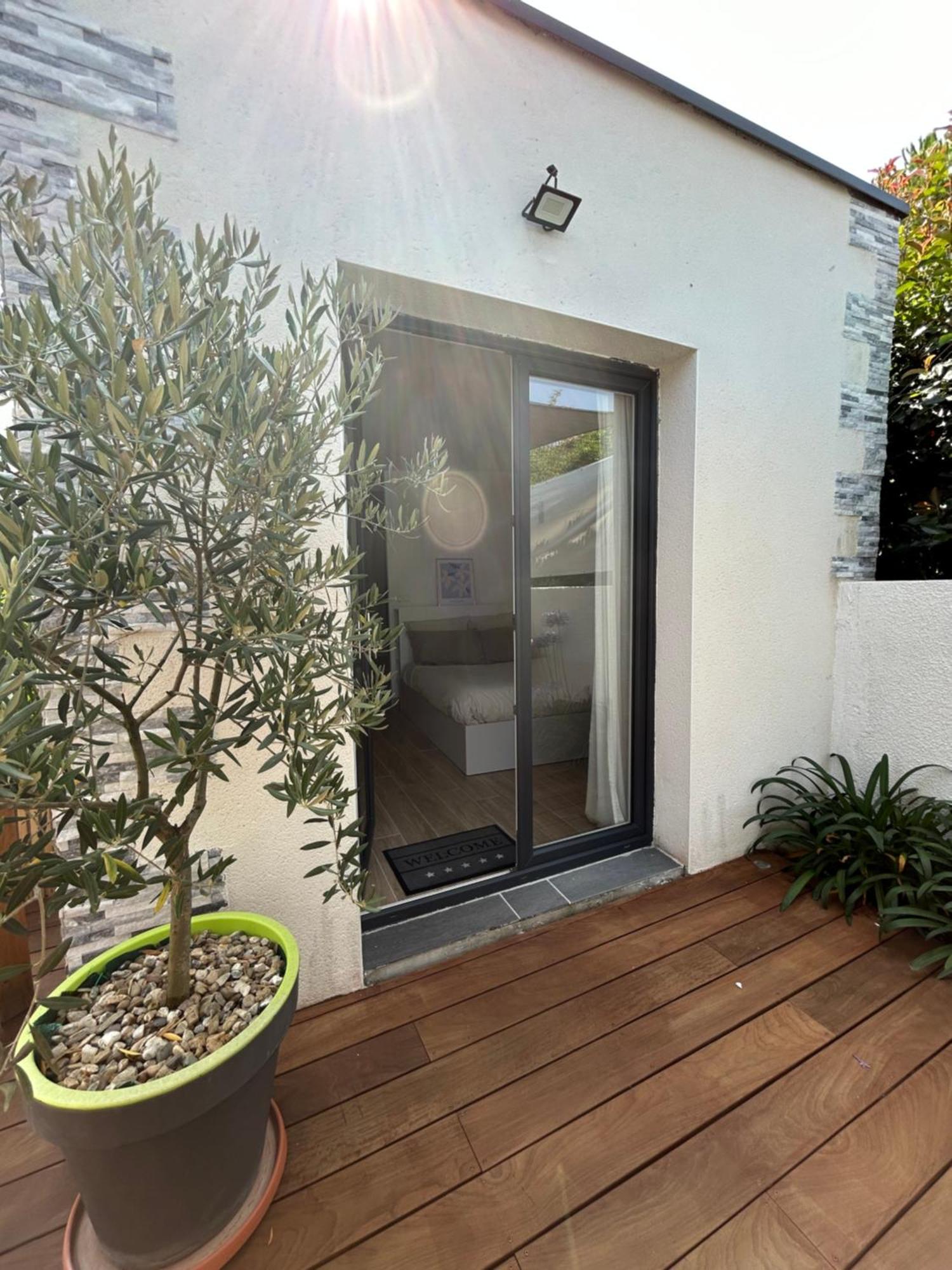 Studio Avec Piscine Carmaux Exterior photo